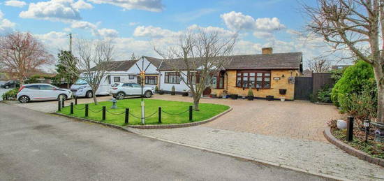 4 bedroom detached bungalow for sale