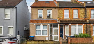 3 bed end terrace house for sale