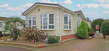 Mobile/park home for sale in Court Mount, Canterbury Road, Birchington CT7