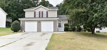 5880 April Dr, Buford, GA 30518