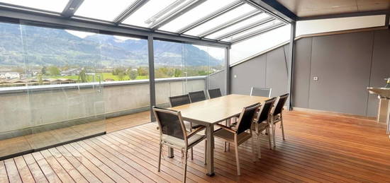 Satteins: Moderne 3-Zimmer-Wohnung mit großer, überdachter Terrasse und 3 Tiefgaragenplätzen - Raum und Qualität zum Wohlfühlen!