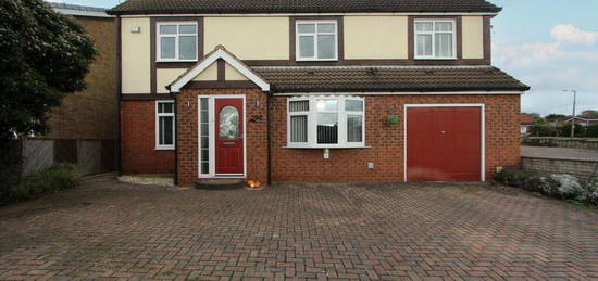 4 bedroom detached house