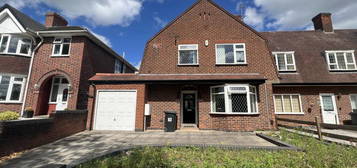 3 bedroom semi-detached house