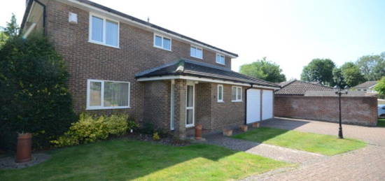 4 bed detached house for sale