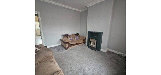 2 bed terraced house to rent