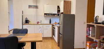 1,5 Zimmer-Wohnung mit Balkon, neuer Küche und TG-Stellplatz