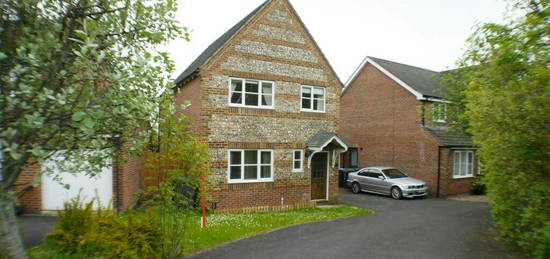 3 bedroom detached house