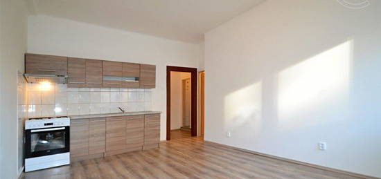 Byt 2+kk, 44 m², Osadní, Praha