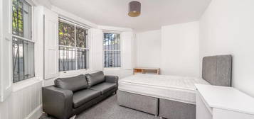 4 bedroom flat to rent