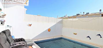 Excelente Moradia T2 + 2 com Piscina