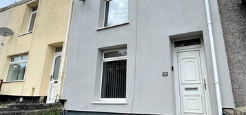 2 bed terraced house to rent