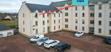 2 bed flat for sale