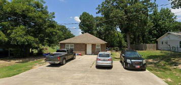 3111 Oak Grove St, Fort Smith, AR 72904