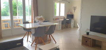 Appartement T4 traversant Nord -Sud proche ventre ville et parc nature