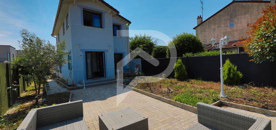 MAISON CHATOU 4 CHAMBRES TERRAIN 301m²