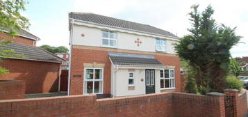 3 bedroom detached house