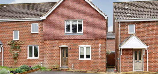 2 bedroom semi-detached house