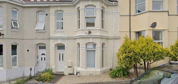 2 bed flat to rent