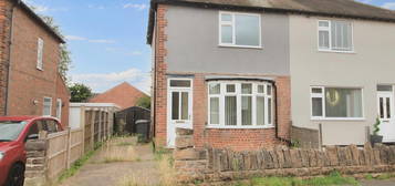 2 bed semi-detached house for sale