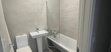 Flat to rent in Regent Street, Barnsley S70