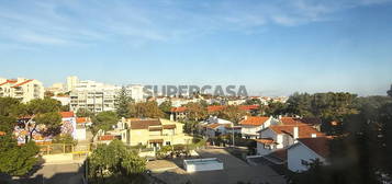 Apartamento T2 no Bairro do Rosário, Cascais