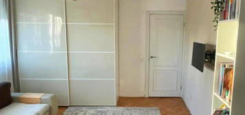 Apartament  3 camere Podu Ros , 55 metri, etaj 3 Cod:156505