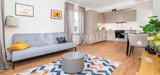 Byt 3+kk, 58 m², Bojanovická, Praha