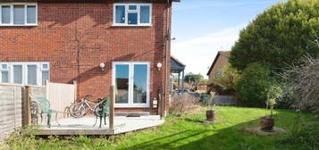 1 bedroom semi-detached house for sale