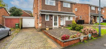 2 bedroom semi-detached house for sale