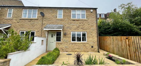 2 bedroom semi-detached house