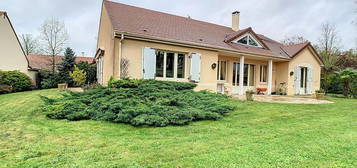 Maison de plain-pied  à vendre, 7 pièces, 4 chambres, 188 m²