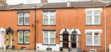 2 bedroom terraced house