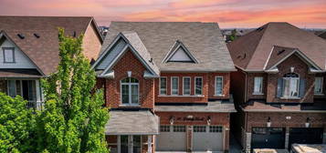 18 DIVINITY CIRCLE, Brampton (Northwest Brampton), Ontario