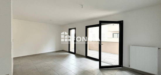 À VENDRE - APPARTEMENT - TYPE 3 - 61 M2 - GARAGE BOX FERMÉ - BALCON - 69400 - VILLEFRANCHE-SUR-SAÔNE - ECOQUARTIER MONPLAISIR