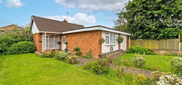 2 bed detached bungalow for sale