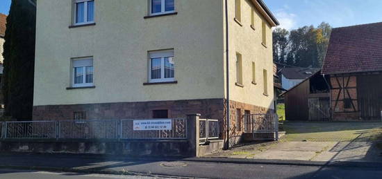 AS-Immobilien.com+++ Zwei-Familienhaus mit Scheune und Nebengebäude in Wächtersbach-Aufenau