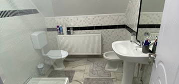 Inchiriez apartament 2 camere Eminescu