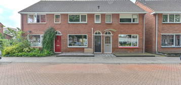 Leliestraat 10