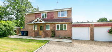 4 bedroom detached house