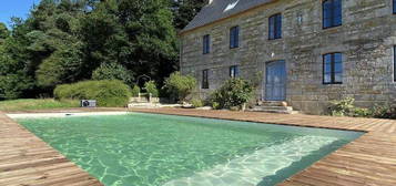 Grande maison meublée avec piscine et wifi