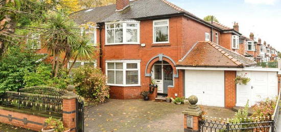 4 bedroom semi-detached house for sale