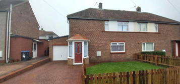 2 bedroom semi-detached house for sale