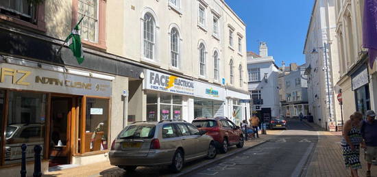 Flat to rent in Somerset Place, Teignmouth TQ14