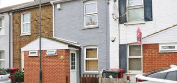 2 bed terraced house for sale