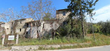 CASA DI CORTE A SAN BENEDETTO DEL TRONTO