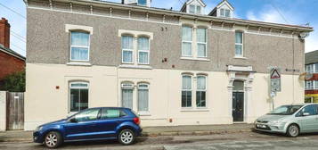 2 bedroom ground floor flat for sale