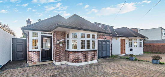 Bungalow to rent in Farm Avenue, North Harrow, Harrow HA2