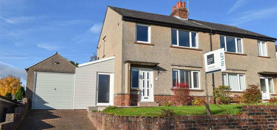 3 bedroom semi-detached house