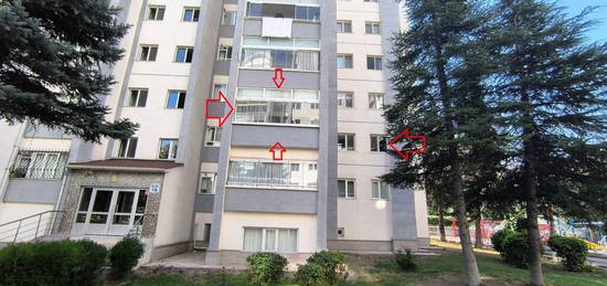 Asansrl Sitede 3+1 2.Kat Kombili 105m2 Vestiyerli (BOYA SIFIR)