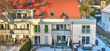 Neuwertige Traumwohnung mit gr. Südwest Balkon, TG, Top Lage in Steppach nahe Park, Barrierefrei